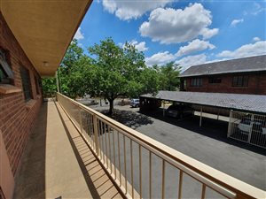 2 Bed Apartment in Clarendon