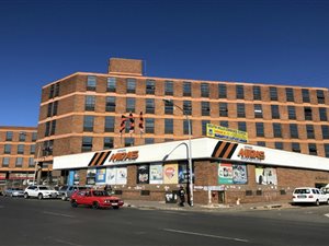 3995 m² Commercial space in Roodepoort Central