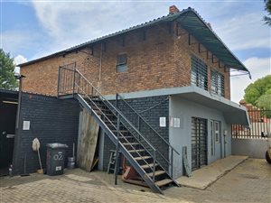 451 m² Commercial space in Lyttelton Manor