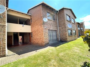2 Bed Apartment in Richards Bay Central