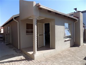 2 Bed House in Meredale