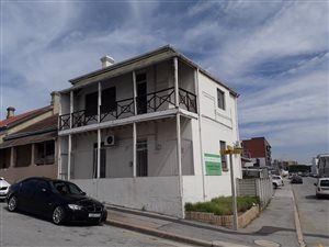 164 m² Office Space in North End