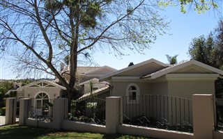 5 Bedroom House in Dainfern Valley