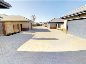 3 Bed Simplex in Equestria
