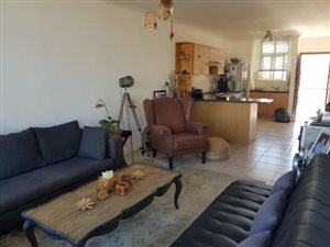 2 Bed Apartment in Bloubergrant