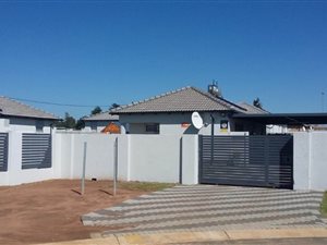 3 Bed House in Crystal Park