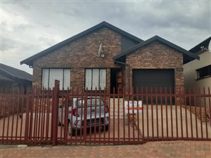 3 Bed House in Middelburg Central