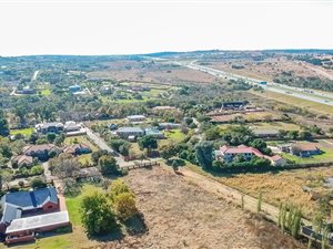 8731 m² Land available in Irene