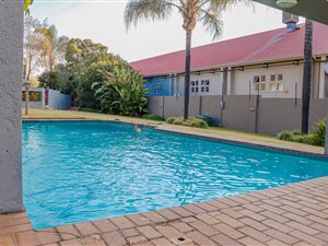 2 Bed Townhouse in Marais Steyn Park