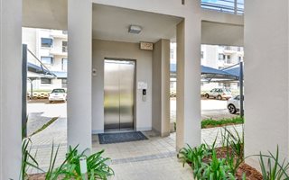 2 Bedroom Apartment in Broadacres