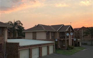 3 Bedroom Townhouse in Magalieskruin