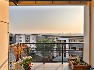 2 Bed Apartment in Umbogintwini