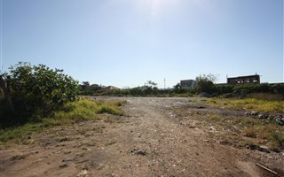 1 ha Land available in Isipingo Rail