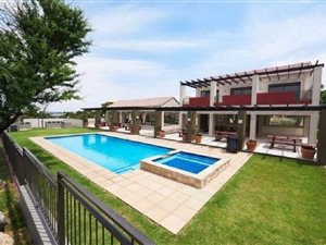 1 Bed Apartment in Witkoppen