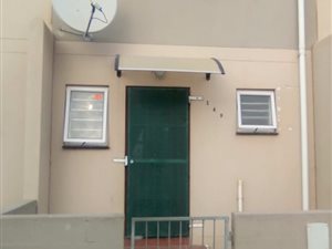 2 Bed House in Pelikan Park