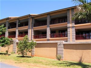 3 Bed Apartment in Shelly Beach