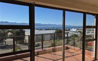 3 Bedroom Apartment in Plettenberg Bay