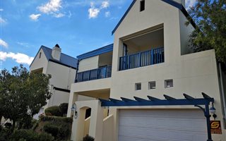 3 Bedroom House in Somerset West Central
