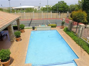 1 Bed Apartment in Lonehill