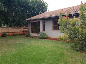 3 Bed Apartment in Die Wilgers