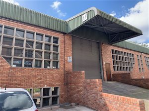 410 m² Industrial space in New Germany