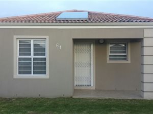 3 Bed House in Surrey Estate
