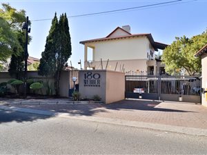2 Bed Apartment in Strathavon