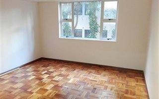 1 Bedroom Apartment in Three Anchor Bay