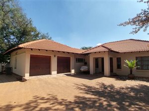 4 Bed House in Wierda Park