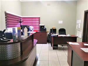 Office space in Cyrildene