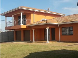 3 Bed House in Adams Mission