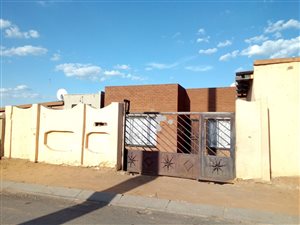 3 Bed House in Tembisa