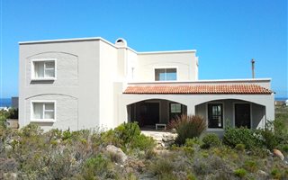 3 Bedroom House in Bettys Bay
