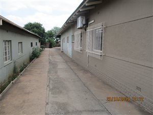 Commercial space in Wonderboom South