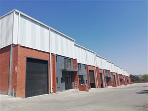 333 m² Industrial space in Longmeadow