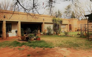 9.1 ha Farm in Krugersdorp Central