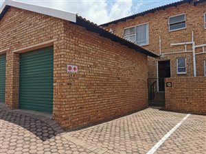 2 Bed Townhouse in Rangeview