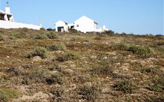 780 m² Land available in Da Gama Bay