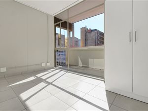 2 Bed Apartment in Johannesburg Central