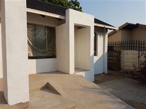 96.370002746582 m² Office Space in Glen Marais