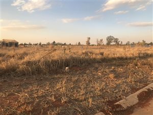1640 m² Land available in Kaydale