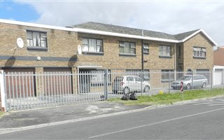 10 Bedroom House in Surrey Estate