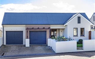3 Bedroom House in Schonenberg Estate