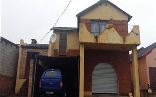 4 Bedroom House in Parkside