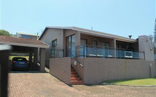 2 Bedroom Townhouse in Uvongo