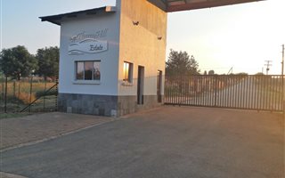 2159 m² Land available in Honingklip AH