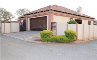 3 Bedroom Townhouse in Heatherdale