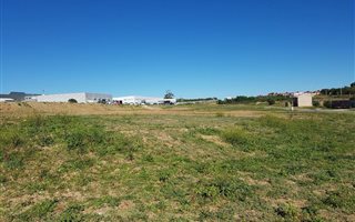 1200 m² Land available in Fairview