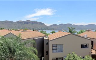 2 Bedroom Apartment in Hartbeespoort Dam