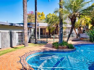 4 Bed House in Waterkloof Heights